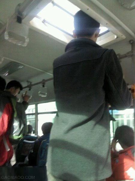哥们，实在不成你就下车吧，这里已经没有你的容身之地了