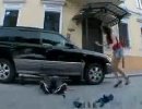美女搞笑视频现场恶搞路人