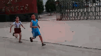 女汉子从小就不好惹啊。。