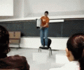 搞笑动态图片：化学老师用生命在教学